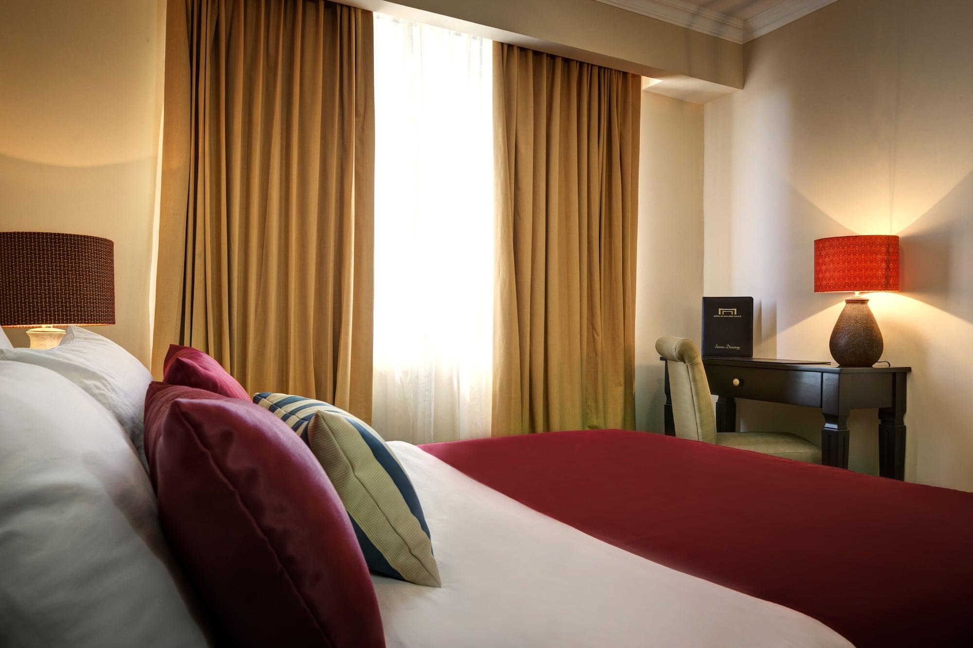 Hotel Kc 4*