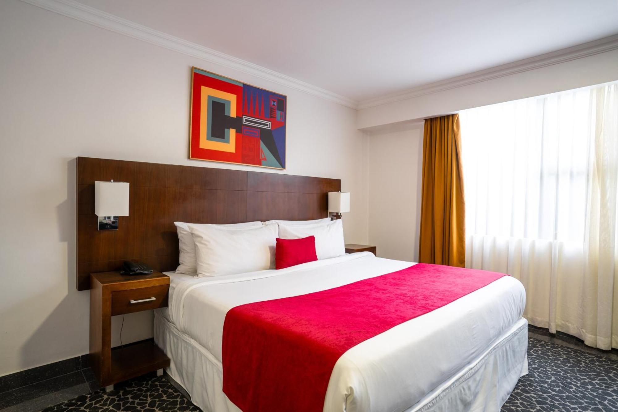 Hotel Kc 4*